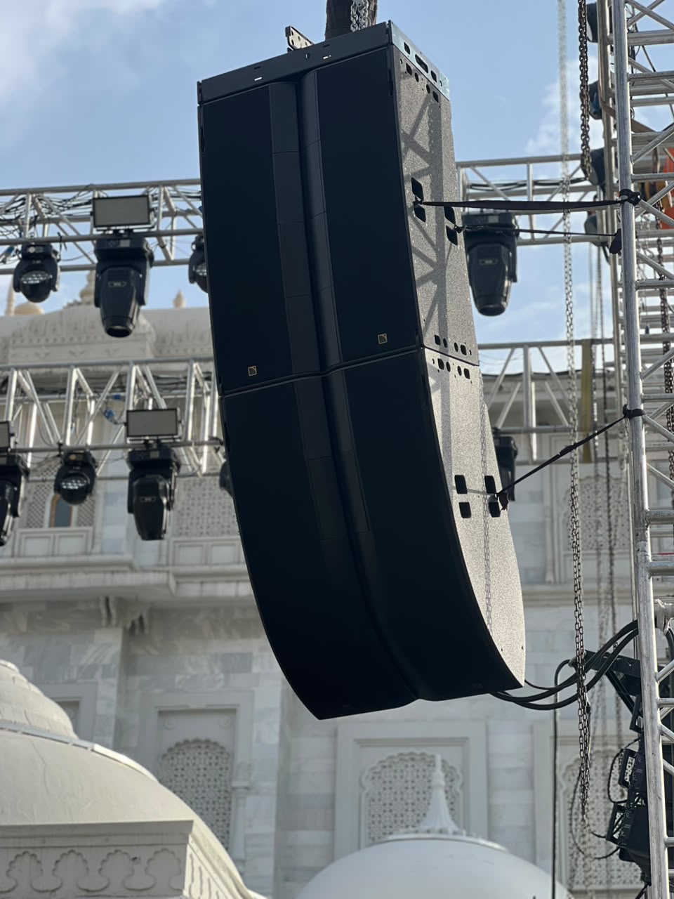 L-Acoustics L2 Line Array Speaker System